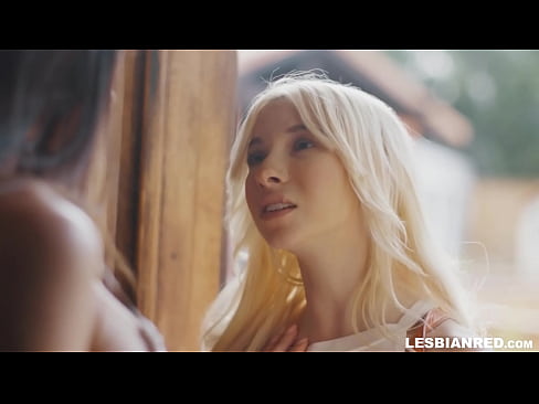 ❤️ Chica vuelve a casa unos meses después y acaba comiéndole el coño a su madrastra ❤️❌ Porno casero en es.comicsporn.ru ❌️